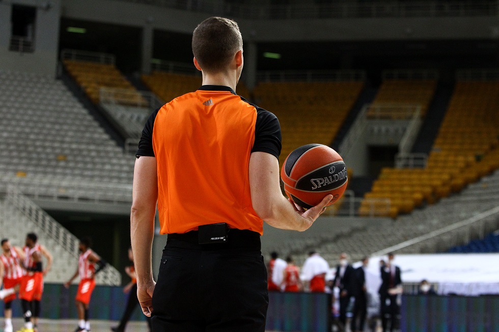 Οι διαιτητές στα παιχνίδια του Ολυμπιακού και του Παναθηναϊκού