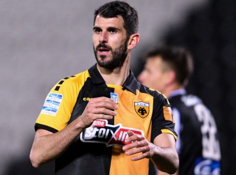 Βασικός υποψήφιος για «εννιάρι» στη Μαγιόρκα ο Νέλσον Ολιβέιρα