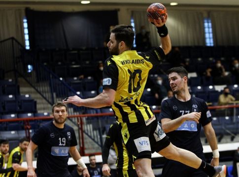 Δούκας – ΑΕΚ 18-38