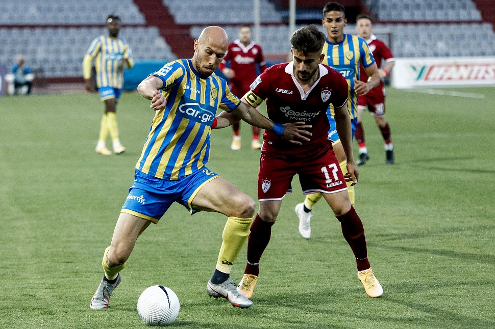 Live στα play out της Superleague