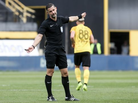 Euro 2021 : Χωρίς ελληνική εκπροσώπηση οι επιλεγμένοι διαιτητές