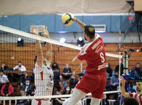 LIVE : Φοίνικας Σύρου – Ολυμπιακός 3-0 (Τελικό)
