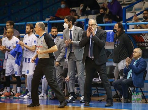 Σκουρτόπουλος : «Δεν μπορούμε να ανταγωνιστούμε τον Παναθηναϊκό»