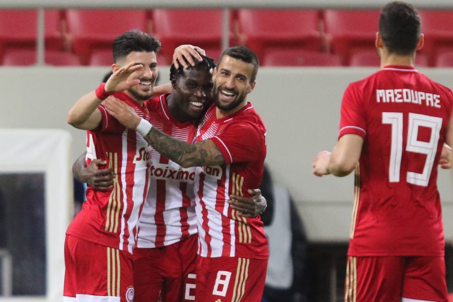 Ο Ολυμπιακός και το… 10-1 επί της ΑΕΚ (pic)