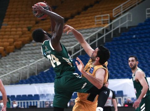 ΑΕΚ-Παναθηναϊκός 95-104: Πράσινο το αθηναϊκό ντέρμπι