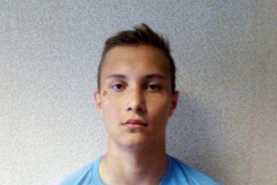Ρωσία : 18χρονος ποδοσφαιριστής έφυγε από την ζωή μέσα στο γήπεδο (pic)