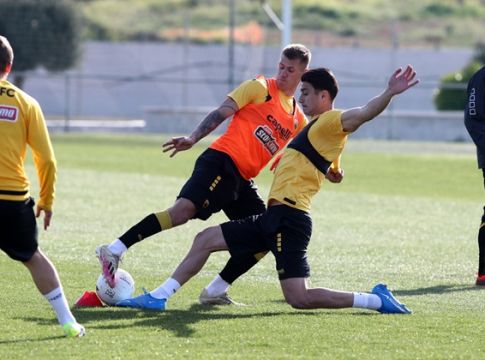 Προπόνηση και ξενοδοχείο για την ΑΕΚ