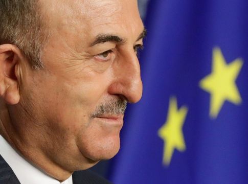 Τσαβούσογλου… μαινόμενος μετά τον καβγά: «Απαράδεκτες οι δηλώσεις Δένδια – Άλλα μου είπε, άλλα έκανε»