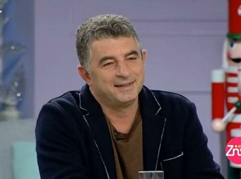 Γιώργος Καραϊβάζ : Ραγίζει καρδιές η μητέρα του – «Αλλο παιδί να μην πειράξουνε»