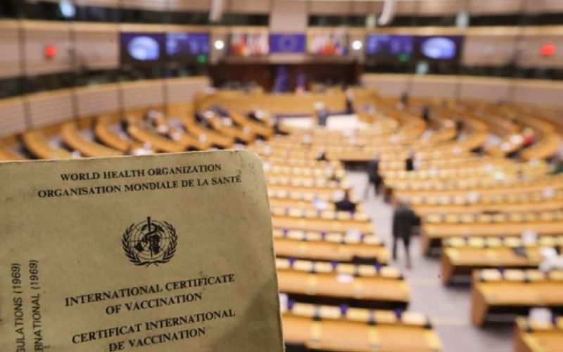 Πράσινο πιστοποιητικό: Η Ελλάδα έτοιμη να προχωρήσει σε δοκιμές