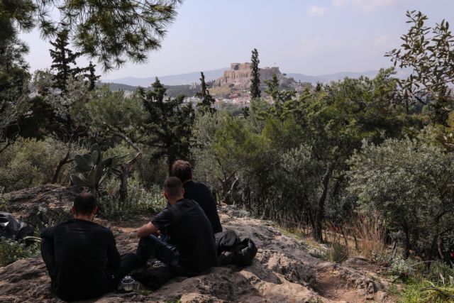 Πότε θα «δούμε» οριστική άρση των περιορισμών – Τι είπε ο Ακης Σκέρτσος για το lockdown