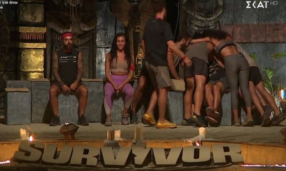 Survivor: Απίστευτη αποθέωση για Μαριάνθη – Άγριο κράξιμο σε «Κόκκινους»: «Σιχάματα» (pics+vid)