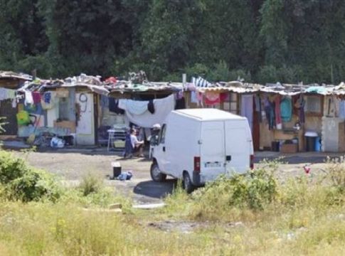 Σε καραντίνα ο οικισμός Ρομά στο Χαλάνδρι