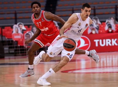 Αμπάλντε : «Δύσκολο το παιχνίδι με τον Ολυμπιακό»