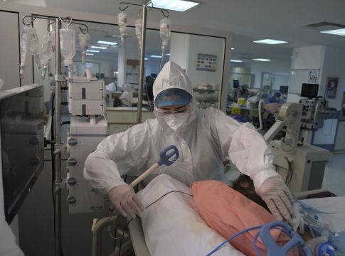 Κορωνοϊός : 3.445 νέα κρούσματα και 75 θάνατοι – Στους 749 οι διασωληνωμένοι