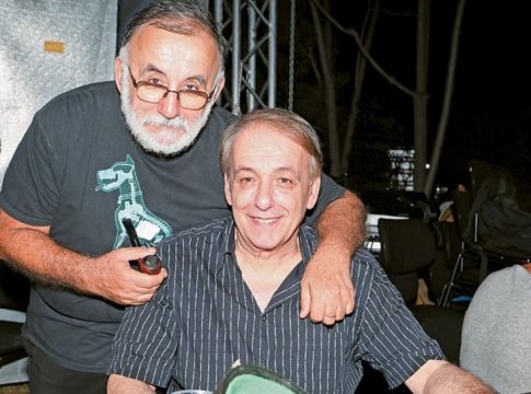 Ανδρέας Μικρούτσικος : Λύγισε στον αέρα – «Ο Θάνος ήταν ο προστάτης μου» (vid)