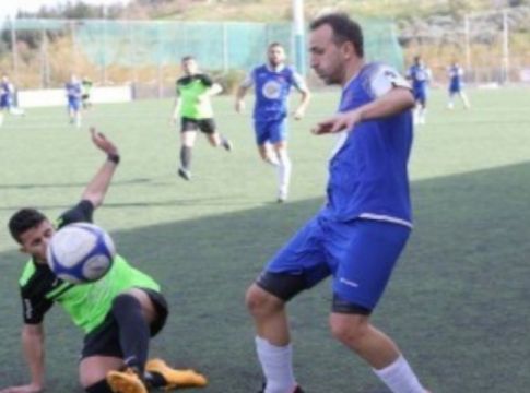 Πόρος : Μάζεψε 700 ευρώ για την οικογένεια του Δ. Γεωργαλή