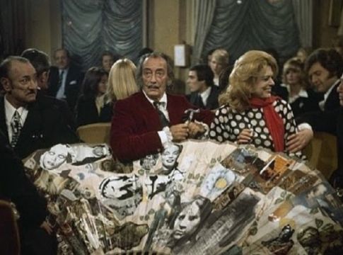 «Είστε φοβερά άπιστος, εγώ θα γινόμουν έξαλλη» – Ο σουρεάλ διάλογος Σαλβαντόρ Νταλί-Μελίνας Μερκούρη