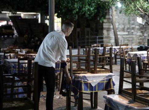 Εστίαση : Αρχισαν τις προετοιμασίες οι μαγαζάτορες – Με ποιους όρους θα λειτουργήσουν (vid)