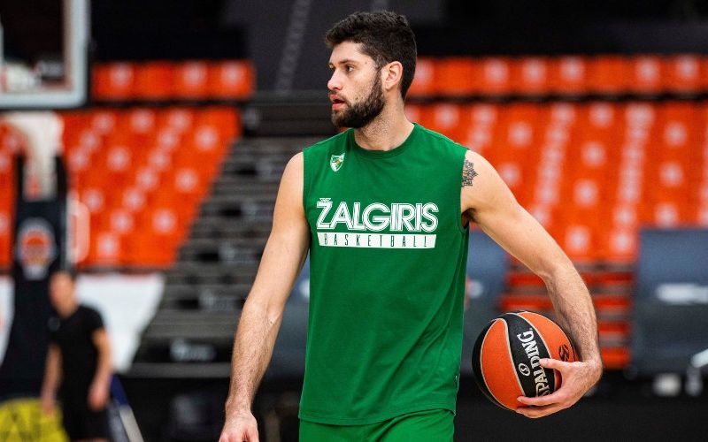 Ζάλγκιρις : Θετικός στον κορωνοϊό ο Γκαρίνο (pic)