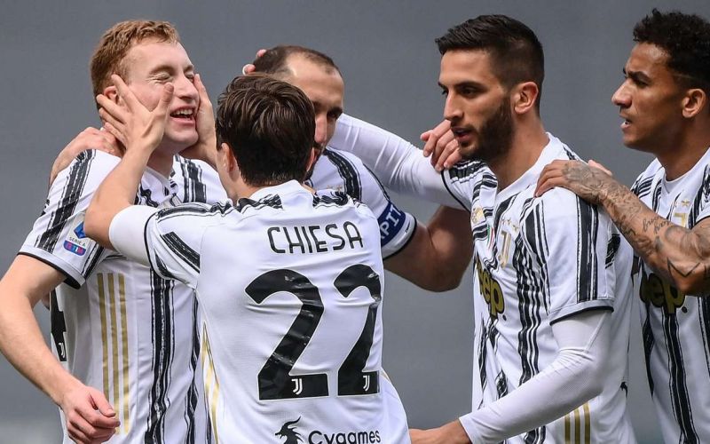 «Χτίζει» σερί η Γιουβέντους (3-1), διπλό… 4άδας για Νάπολι (0-2)