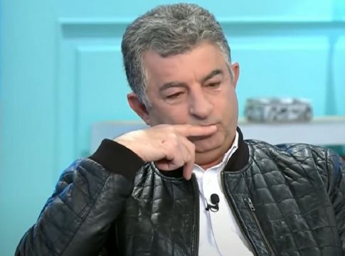 Γιώργος Καραϊβάζ : Στο μικροσκόπιο τα ρεπορτάζ του – Ψάχνουν ποιον μπορεί να είχε «ενοχλήσει»