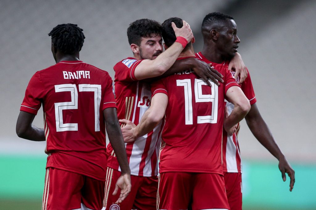 Όταν ο Θρύλος διασύρει την ΑΕΚ (vids)