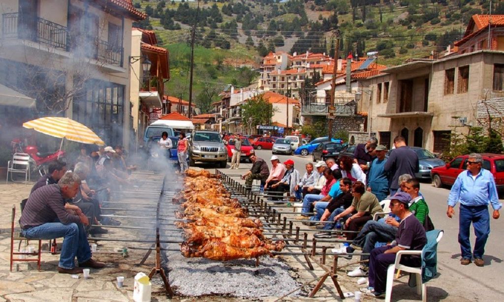 Έτσι θα κάνουμε Πάσχα μετά την άρση των μέτρων για τον κορωνοϊό