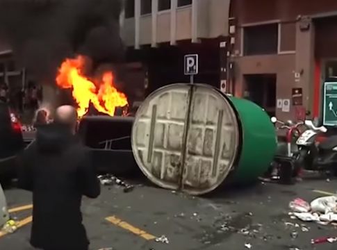 Ξύλο μέχρι τελικής πτώσης πριν και μετά τον τελικό Ρεάλ Σοσιεδάδ – Μπιλμπάο (Vids)