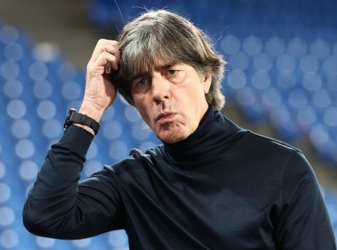 «Άκυρο» του Λεβ στην Ολλανδία