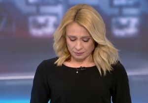 Γιώργος Καραϊβάζ : «Λύγισε» στον αέρα η Ρίτσα Μπιζόγλη – Τα συγκινητικά λόγια του Παπαδάκη (vid)