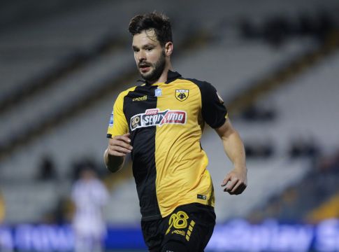 ΑΕΚ : Επέστρεψε στα Σπάτα ο Σάκχοφ και «τρέχει» για Παναθηναϊκό