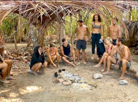 Καταγγελία για Survivor : Έτσι τρώνε κρυφά οι παίκτες – Τι είπε καμεραμάν στον Ντάφυ (Vids)