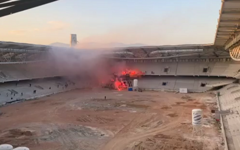 Πάρτι των οπαδών της ΑΕΚ στην «Αγιά Σοφιά» (vid)