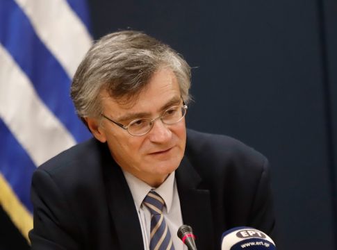 Έρχεται το τέλος της μάσκας; – Ο Σωτήρης Τσιόδρας απαντά