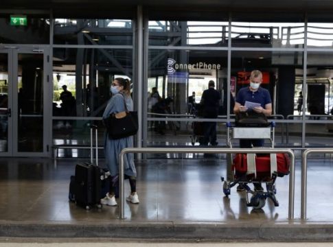 Πώς θα έρχονται οι τουρίστες στην Ελλάδα από τις 14 Μαΐου