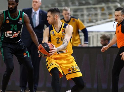 «Παναθηναϊκός και Ερυθρός Αστέρας θέλουν τον Γιόβιτς» (vid)