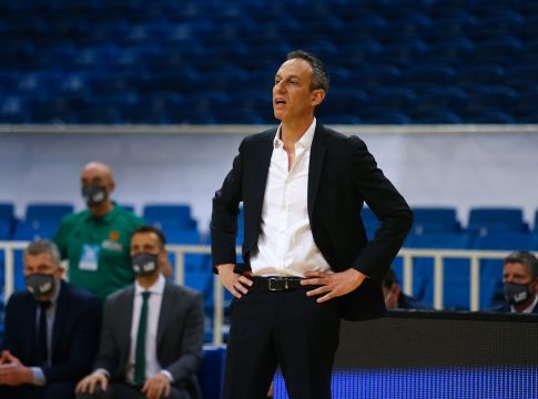 Κάτας: «Τα πάντα αρχίζουν από την άμυνά μας»