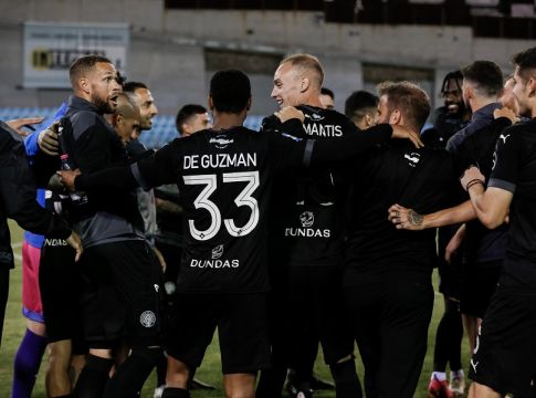 Οι πανηγυρισμοί των ανθρώπων του ΟΦΗ για την παραμονή (vid)