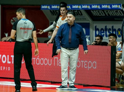 Γιατράς: «Ήμασταν καταπληκτικοί στην άμυνα και κερδίσαμε εύκολα»