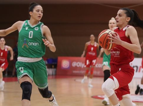 Σούπερ Σταμολάμπρου είχε τους 21 από τους 39 πόντους του Ολυμπιακού στο α’ μέρος! (vid)