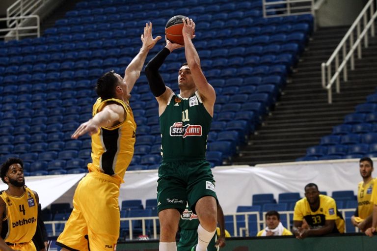 ΑΕΚ – Παναθηναϊκός: «Πράσινη» πρόκριση ή παράταση και Game 5…