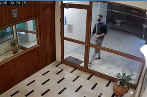Νέα μαρτυρία για τον επιδειξία της Νέας Σμύρνης – «Ήρθαμε πρόσωπο με πρόσωπο» (vid)