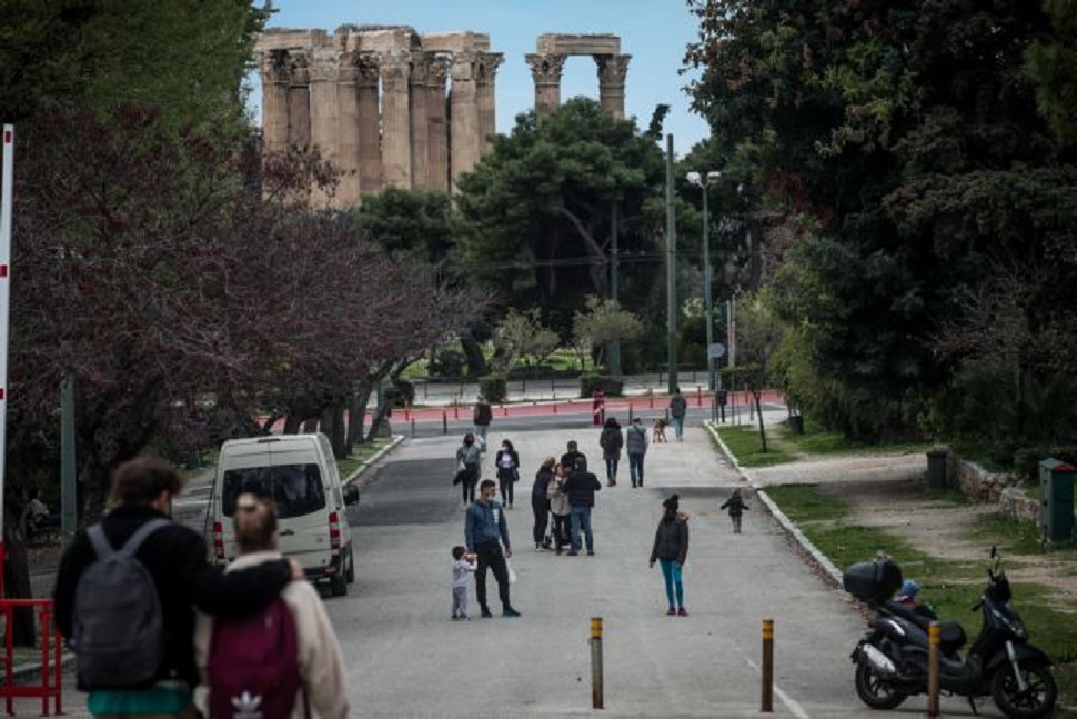 Πελώνη: Η χώρα δεν μπορεί να μείνει κλειστή για πάντα – Πώς θα γίνει η άρση των περιορισμών