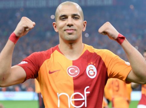 «Ο Ολυμπιακός δελεάζει τον Φεγκούλι με το Champions League»