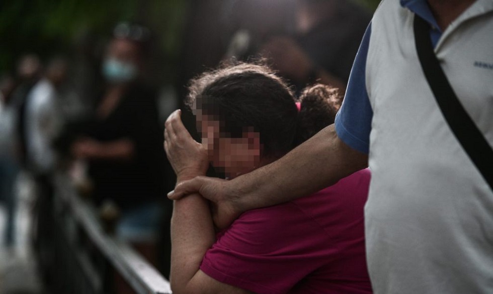 Δολοφονία στα Σεπόλια: Συγκινεί η μητέρα του θύματος – «Ξέρουν ποιοι το έκαναν, δεν θέλουν να τους πιάσουν»