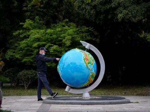 Πώς ξεκίνησε η πανδημία; Νέα στοιχεία για «ύποπτη» αρρώστια στην Ουχάν