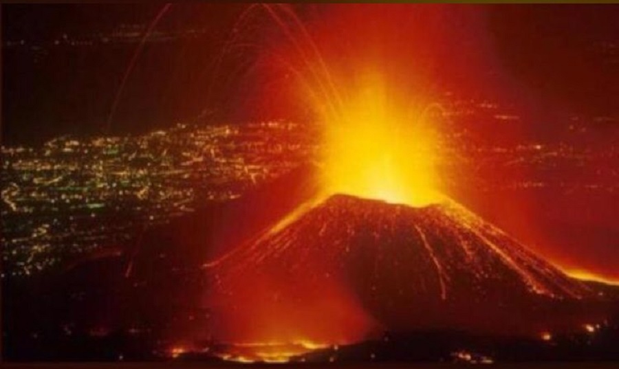 Κονγκό: Εξερράγη το ηφαίστειο Νιραγκόνγκο – Εκκενώνθηκε η πόλη Γκόμα (Vids)