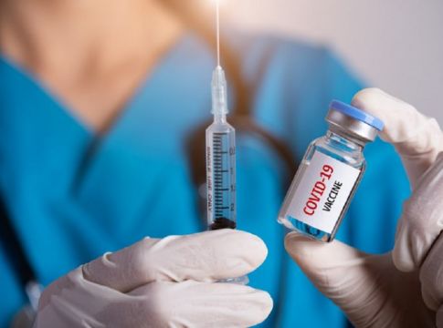 Κορωνοϊός: Τι προβλέπουν οι ειδικοί για την πανδημία το προσεχές φθινόπωρο και χειμώνα