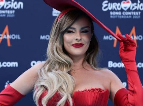 Eurovision 2021: H εκπρόσωπος της Αλβανίας αποκαλύπτει: «Έδειρα δυο Ελληνίδες»